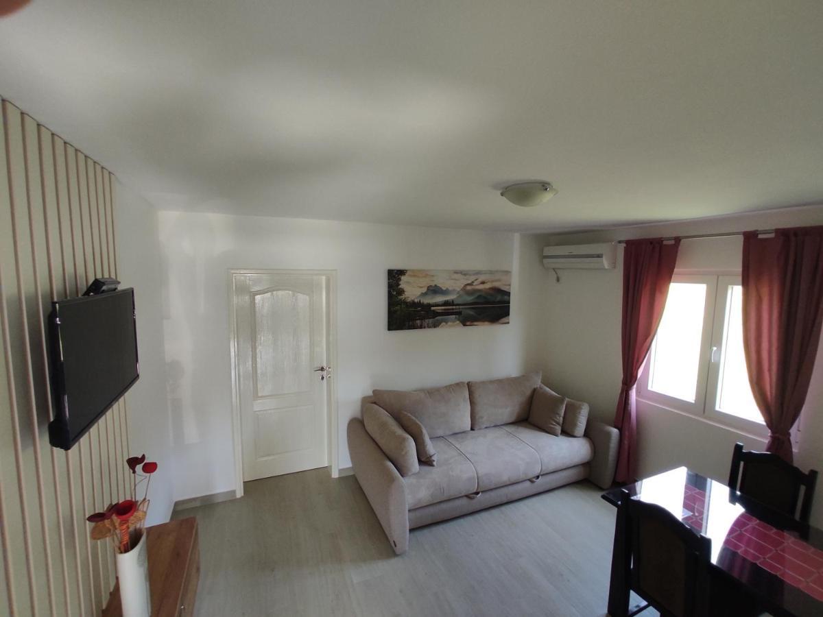 Apartments Marija Τίβατ Εξωτερικό φωτογραφία
