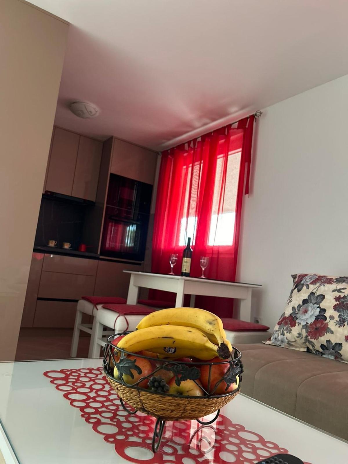 Apartments Marija Τίβατ Εξωτερικό φωτογραφία